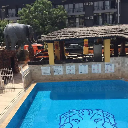 Apartment Beautiful 4 Bed Duplex In Small Private Community In Centre *